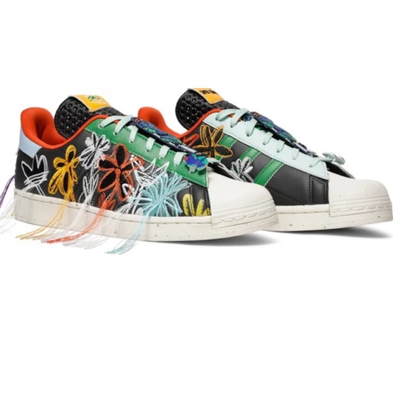 Adidas collaboration with Sean Witherspoon sneakers. - Picture 3 of 7